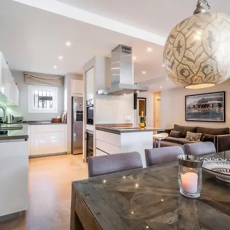 3 Bedroom Retreat Puente Apartment
