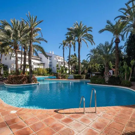 3 Bedroom Retreat Puente Apartment Marbella