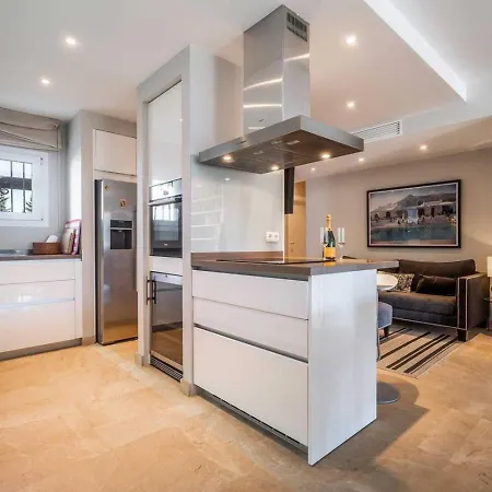 3 Bedroom Retreat Puente Apartment *