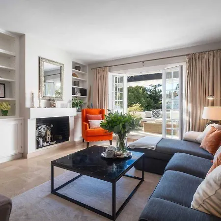 3 Bedroom Retreat Puente Apartment